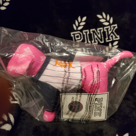 Vs/Pink: (MLB Mini Dog) *San Francisco Giants* - Picture 3 of 3